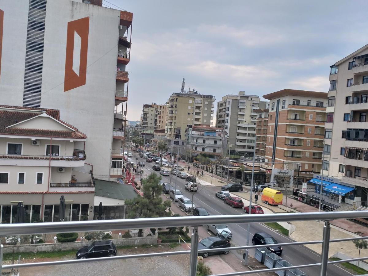 Bral Apartment 3 Durrës Exteriör bild